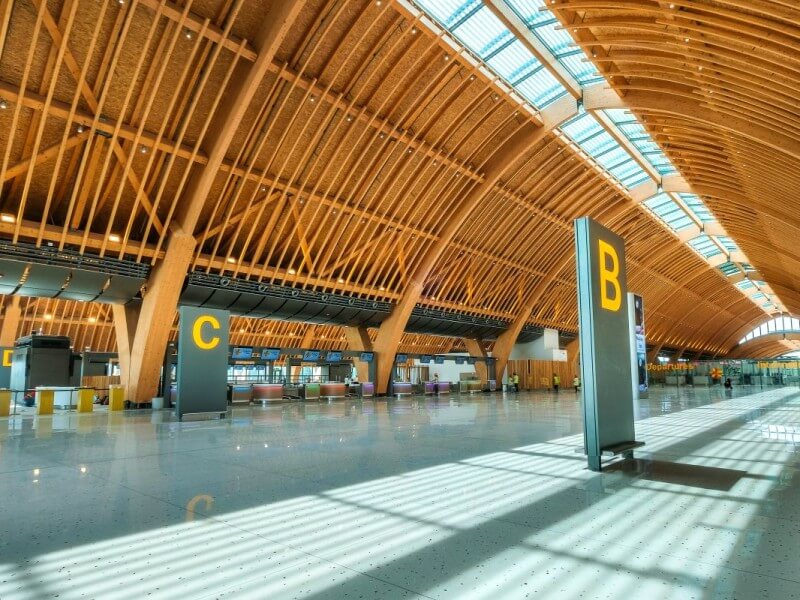 Mactan-Cebu International Airport Terminal 2, the award-winning international gateway in Cebu, designed to elevate passenger experience with world-class amenities and distinctly Filipino architecture. &nbsp;| Contributed photo