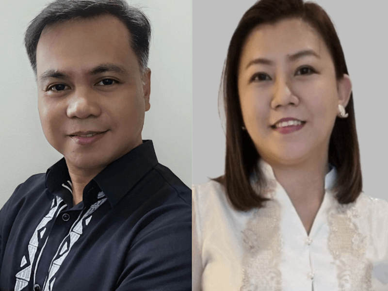 Anthony Alcantara, assistant vice president of corporate communications at Metrobank, and Lynda Corpuz, senior communications manager at Optum-Photo from IABC. 