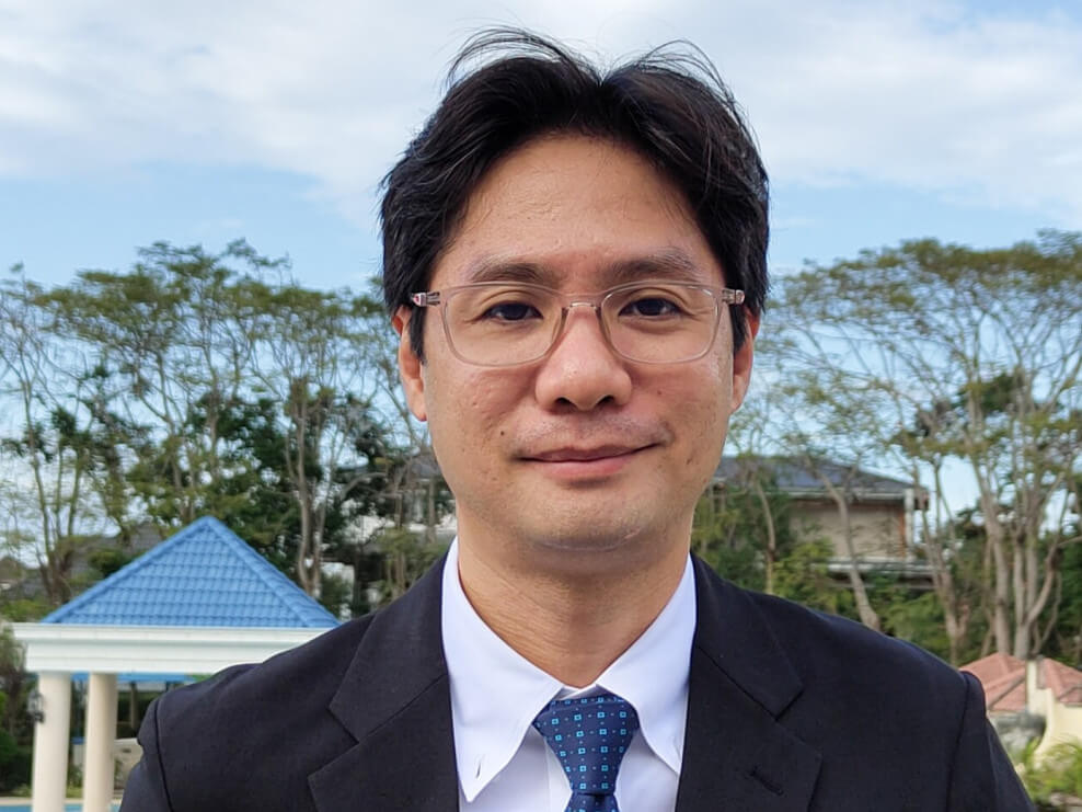 Alfred Benjamin R. Garcia AP Securities research head 