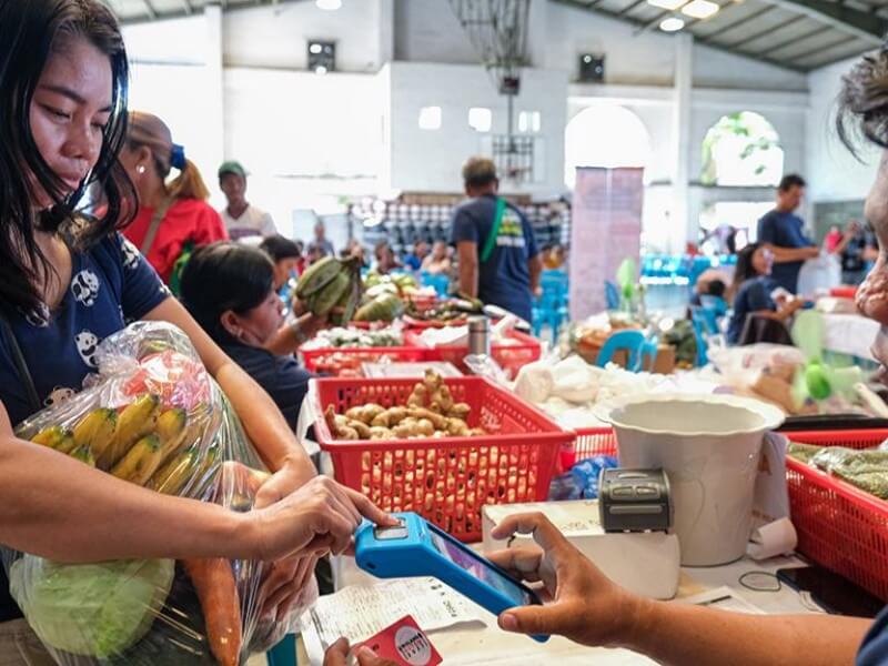 The loan will give 700,000 food-insecure households across the country access to healthy, nutritious meals./ Photo from the ADB website