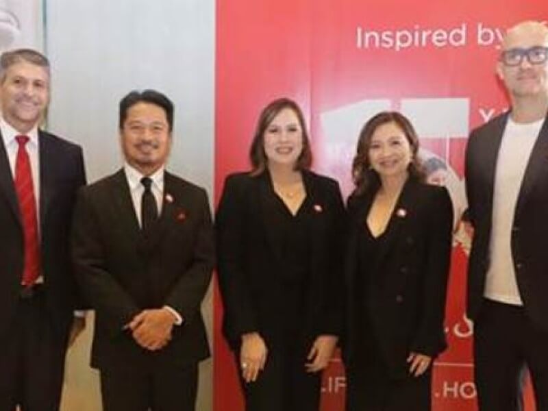  American Standard celebrated its 150th year by bringing together valued trade partners, industry professionals, and media friends at the Partner’s Night dubbed “Inspired by Life.” Present at the event (L–R) were event host James Deakin, LIXIL Philippines leader Hermie Limbo, retail and marketing leader Emily Besavilla, water technology APAC leader Audrey Yeo, and global design Asia leader Antoine Besseyre des Horts. | Contributed photo ​  (Click to view full image)