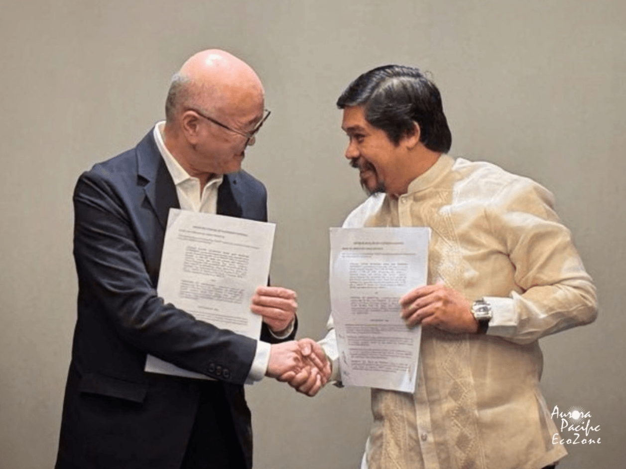 InfiniVAN, Inc. president Shigeki Nakahara (left) & APECO President & CEO Atty. Gil G. Taway IV. | Contributed photo