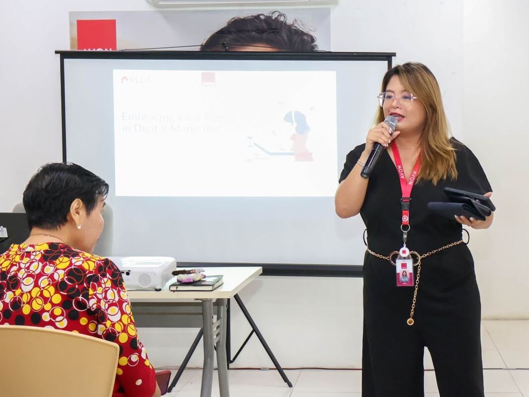 Risherylyn Ocampo of AVON PH expresses her gratitude to PLDT and Smart, for upskilling more of their dealers in digital marketing and helping protect them from various forms of scams. /Contributed photo