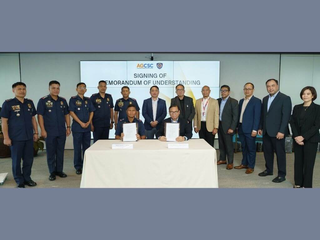 SPD District Director Police Brig. Gen. Randy Arceo (seated left) and Ayala Corp. managing director and head of security management Ret. Gen. Manny Bautista (seated right) formalized a partnership to boost measures for public safety and security in business districts in southern Metro Manila. Also in photo are the police chiefs of Makati, Taguig, Pasay, and Para&ntilde;aque and security chiefs of ACEN, Ayala Land&rsquo;s Ayala Property Management Corporation, BPI, Globe, and the Makati Development Corporation. | Contributed photo