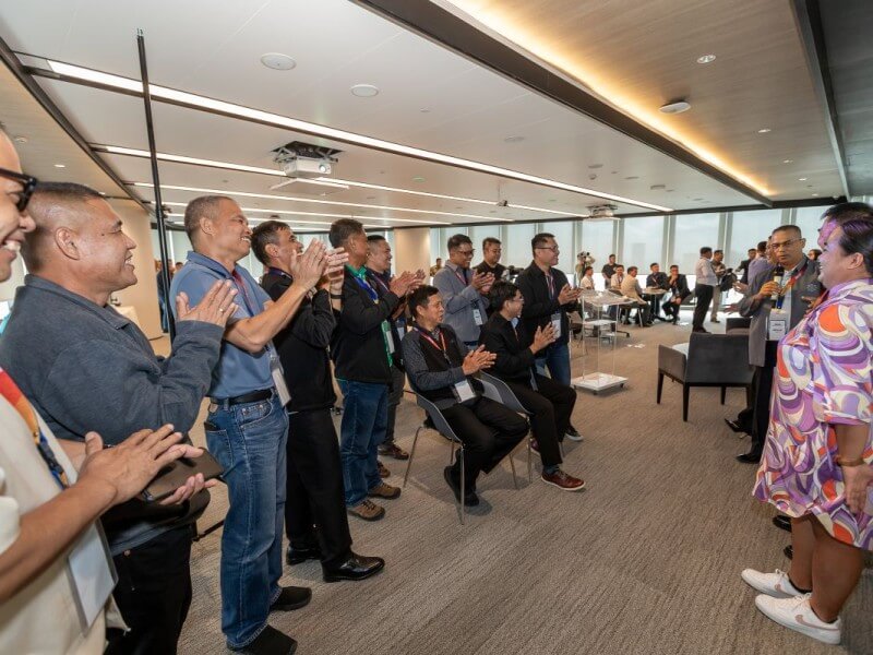 Retiring soldiers take part in an activity as the Saludo sa Serbisyo Career Assistance Program, which aims to help them shift careers with confidence./Photo from Ayala Corp. (click on the photo to view full image)