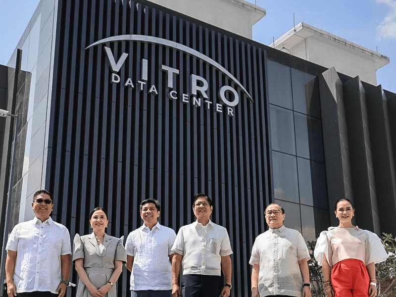 PLDT's Pangilinan joins President Ferdinand Marcos Jr. and First Lady Liza Araneta-Marcos during the inauguration of VITRO Sta. Rosa last April 23, 2025. The facility, which is designed to reach around 50 megawatts of capacity, could eventually be folded into PLDT&rsquo;s planned data center IPO.