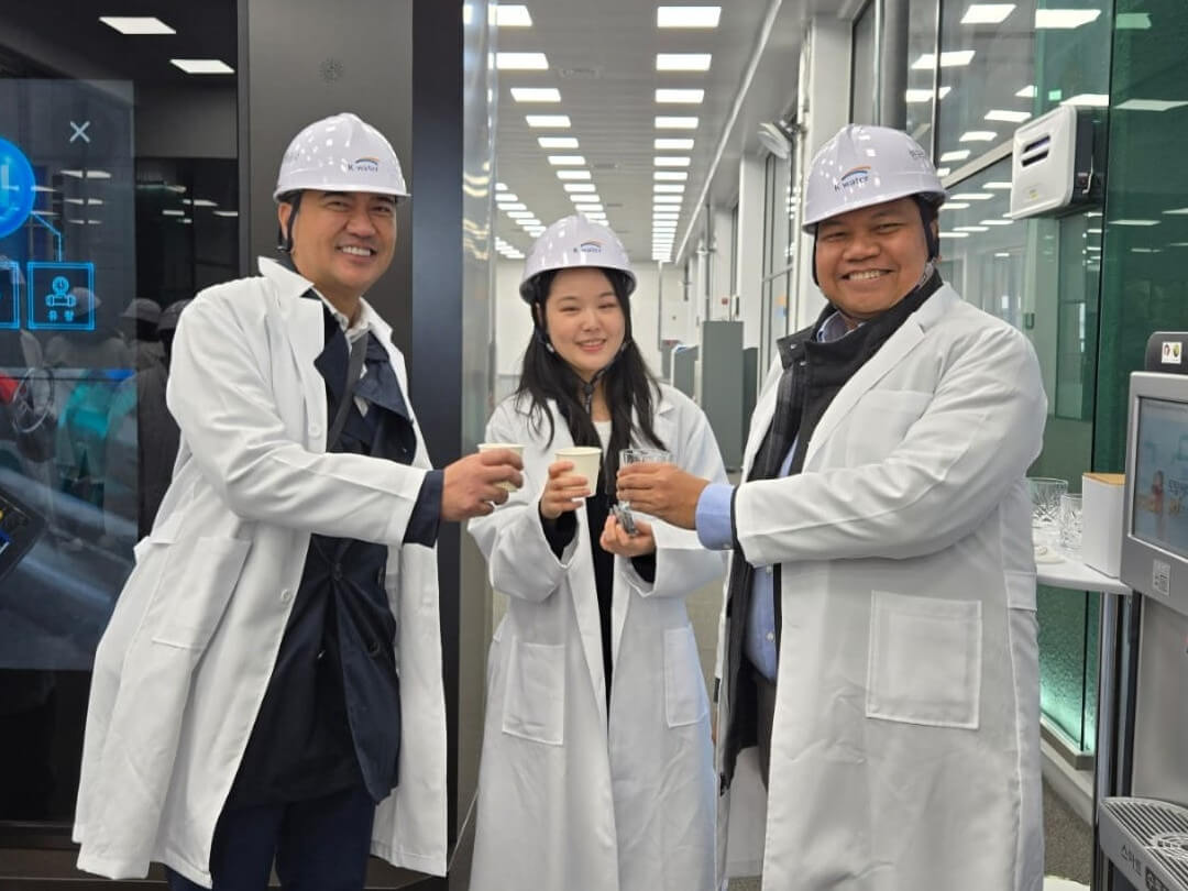 Bases Conversion and Development Authority President and CEO Joshua M. Bingcangand Chair Hilario B. Paredes led the tour of Korea Water Resources Corp.’s state-of-the-art water management facilities in Hwaseong, South Korea./ Photo from BCDA