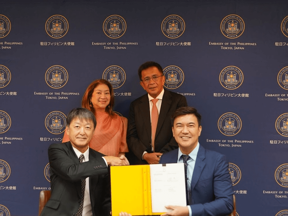 Kanadevia Corp. managing executive officer Kei Tomomi (front left) and Bases Conversion and Development Authority President and CEO Joshua M. Bingcang (front right) signed a memorandum of understanding for the conduct of preliminary studies on the development of a waste-to-energy facility in New Clark City. Philippine Ambassador to Japan Mylene De Joya Garcia-Albano and Government Corporate Counsel Solomon M. Hermosura witnessed the signing.  | Contributed photo