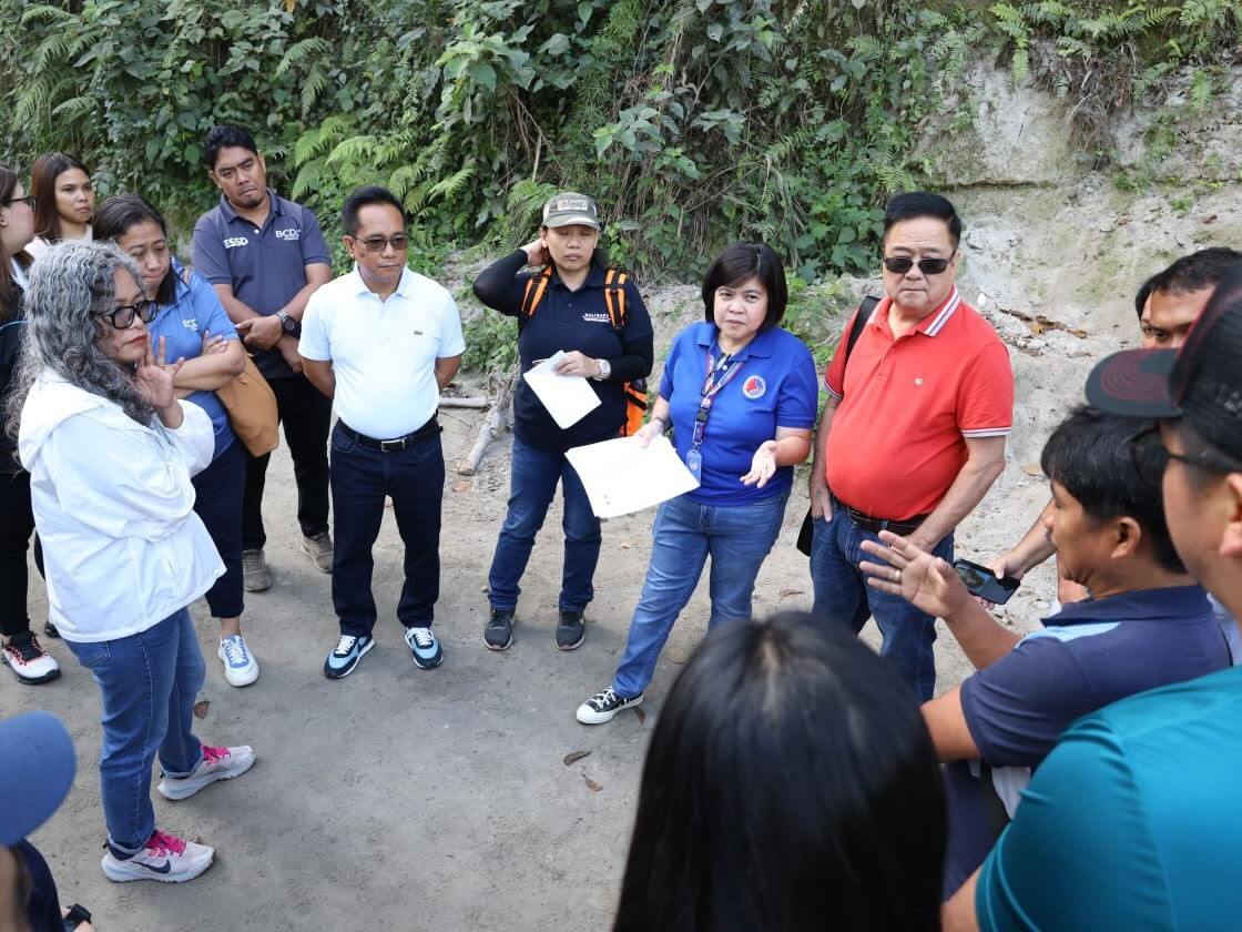 Transportation Assistant Secretary Irish Calaguas conducts an ocular visit of proposed greening sites in Sapangbato, Angeles City andSacobia Watershed, Mabalacat City, in Pampanga, in line with environmental commitments in building the South CommuterRailway. With her are BCDA VP Richard Cepe, ARAW-ACI executive director Minerva Arceo and Sapangbato Ayta leader Henry Pan. | BCDA Photo