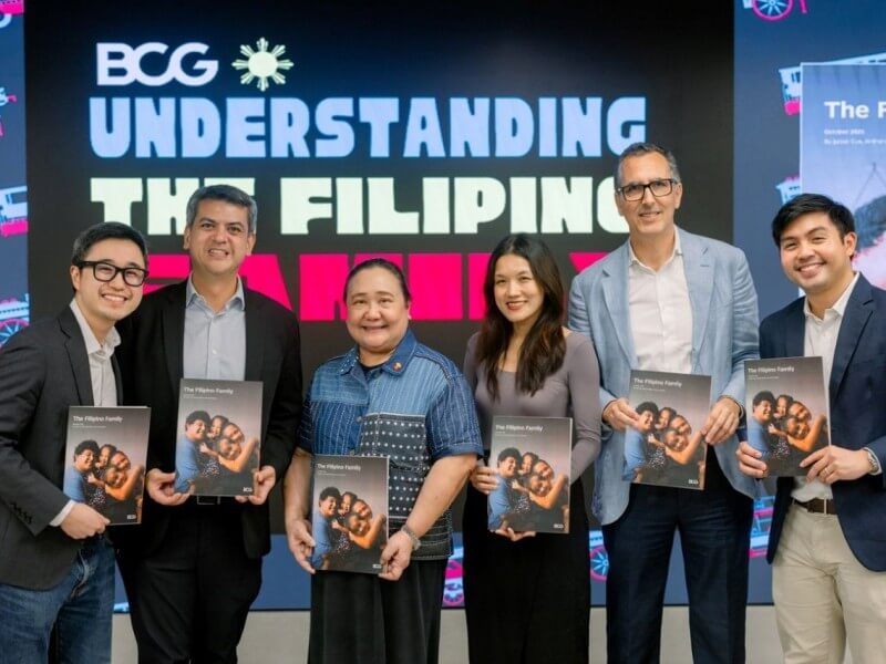 Boston Consulting Group unveils the Filipino Family Study. From L-R: Julian Cua, BCG managing director and partner; Paulo Campos, founding managing general partner of Kaya Founders; Margot B. Torres, managing director of McDonald’s Philippines; Lynn Pinugu, co-founder of She Talks Asia; Anthony Oundjian, BCG managing director & senior partner; and Lance Katigbak, BCG principal.