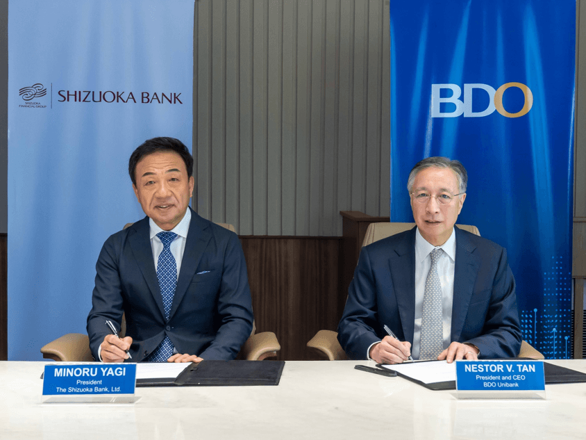 Sealing a stronger partnership. Minoru Yagi, president of Shizuoka Bank Ltd, and Nestor V. Tan, president and CEO of BDO Unibank Inc, signed a comprehensive MOU to strengthen their business alliance./ Photo from BDO