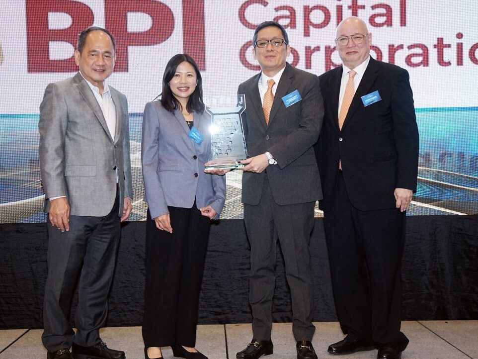 (From left) Ramon Monzon, PDS Group president and CEO; April Ria Ng Uy, BPI Capital vice president and head of distribution; Francis Jardeleza, BPI Capital COO and treasurer, and Antonino Nakpil, PDEx president and CEO.
