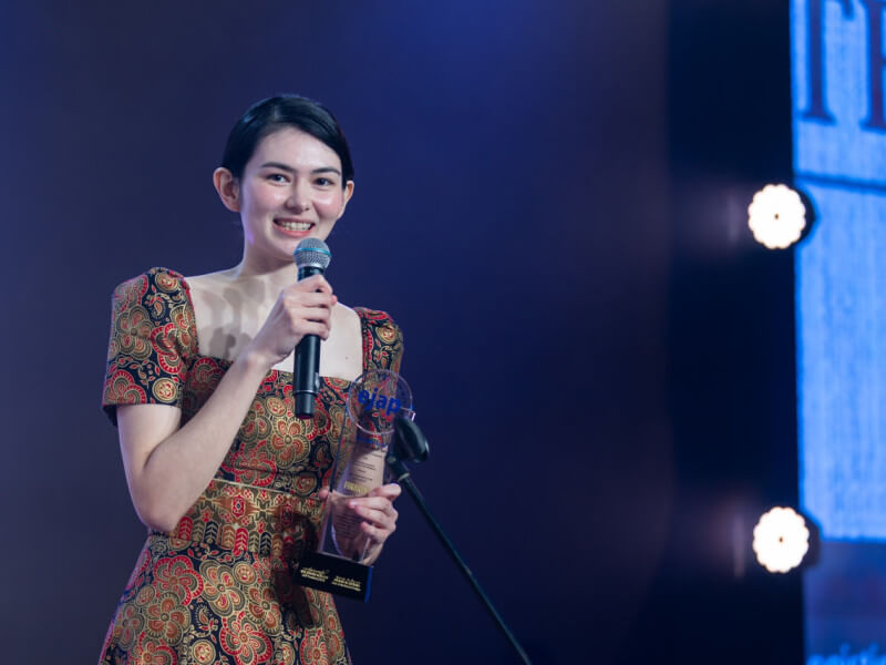 Luisa Jocson wins for finance and macroeconomy.