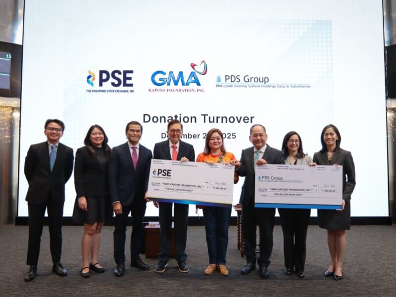 From Left: PSE Capital Markets Development Division Head Mark Frederick V. Visda, PSE Issuer Regulation Division Head Atty. Marigel M. Baniqued-Garcia, PSE COO Atty. Roel A. Refran, PSE and PDS Chairman Jose T. Pardo, GMAKF EVP and COO Rikki Escudero-Catibog, PSE and PDS President and CEO Ramon S. Monzon, Philippine Dealing & Exchange Corp. President Stephanie Marie A. Zulueta, and Philippine Depository & Trust Corp. President Ma. Theresa B. Ravalo./Photo from PSE&nbsp;
