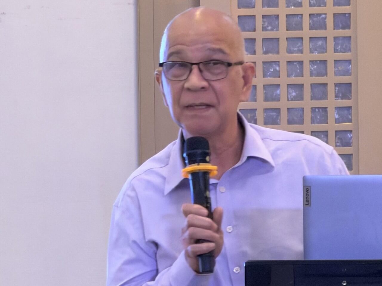 Engr. Ramon Von Possel Jr., head of training at Aviation Plus Philippines, says aspiring mechanics must &nbsp;build practical skills and gain experience even before job opening arises. Possel was one of the speakers during the 4th Cebu Aviation Summit, hosted by Airworks Aviation Academy.| Photo by&nbsp; Connie Fernandez-Brojan