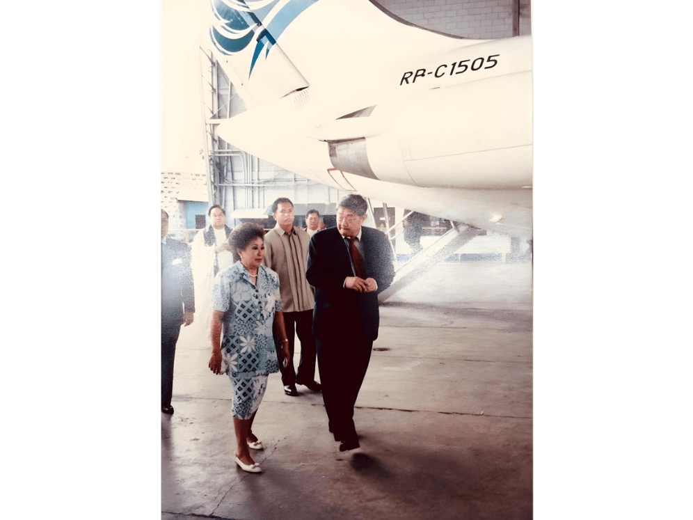 The airline&rsquo;s founder, John Gokongwei Jr., is seen with then First Lady Amelita Ramos during the blessing of Cebu Pacific&rsquo;s first aircraft, a McDonnell Douglas DC-9./Cebu Pacific archival photo