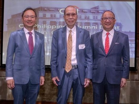 Citi Philippines CEO and banking head Paul Favila (left) leads the celebration of the 2025 Citi Alumni Network event honoring seasoned bankers William Go (center) and Eugene Acevedo (right) with the Distinguished Alumni Award. | Contributed photo