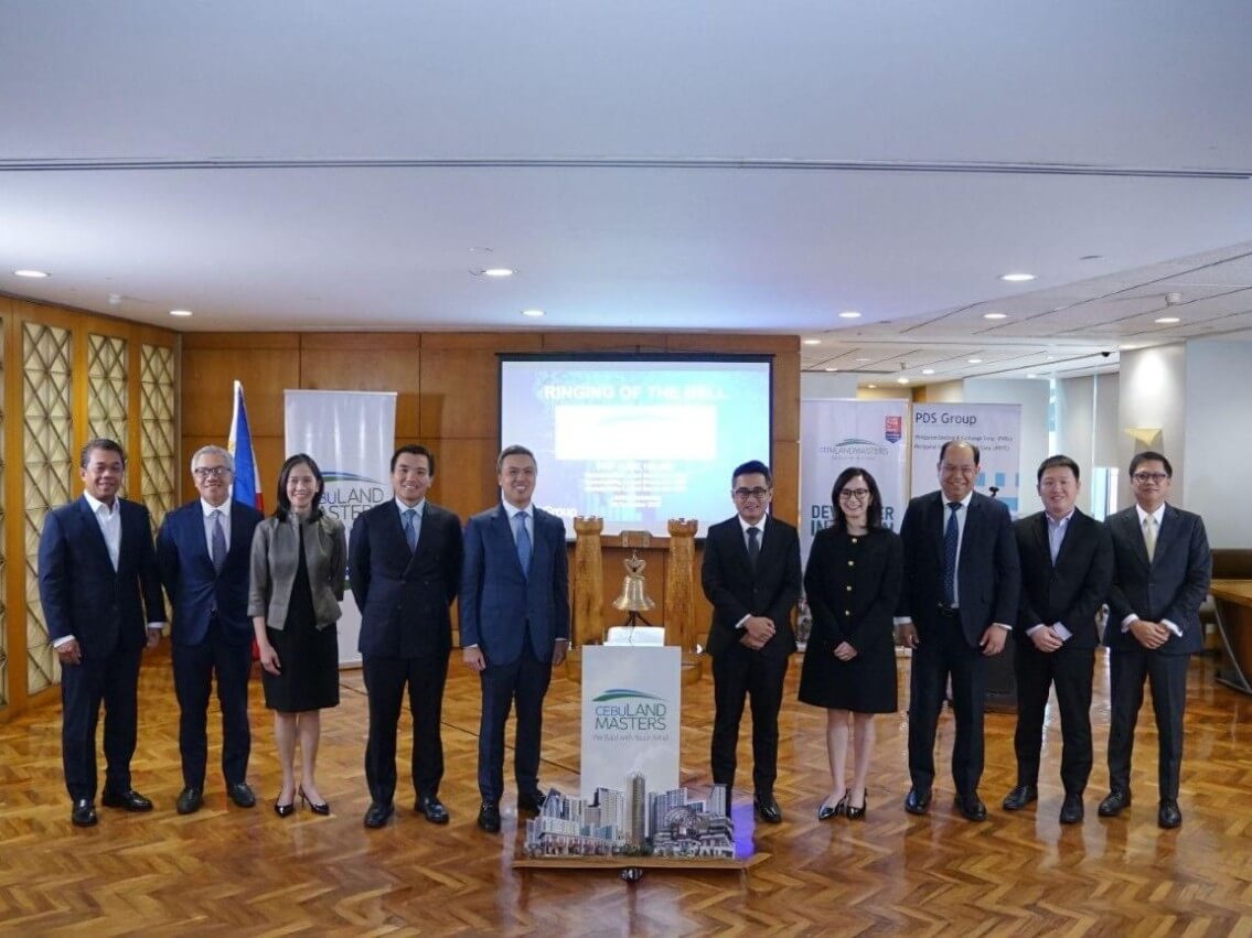 Cebu Landmasters raises P4 billion from its oversubscribed sustainability-linked bond, with the final tranche officially listed at the Philippine Dealing System on Dec. 5. The listing ceremony was graced by (From left): Gerry Valenciano, PNB Capital Corp. president; Ryan Martin Tapia, CBC Capital Corp. president; Ma. Theresa Ravalo, Philippine Depository & Trust Corp. president; B. Grant Cheng, Cebu Landmasters CFO; Jose Franco Soberano, Cebu Landmasters COO; McJill Bryant Fernandez, SEC Commissioner; Stephanie Marie Zulueta, PDEx president; Dr. Winston Conrad Padojinog, Cebu Landmasters independent director; Lester Ong, BPI Capital Corporation president; and Arsenio Kenneth Ona, RCBC Capital Corporation president & CEO.
