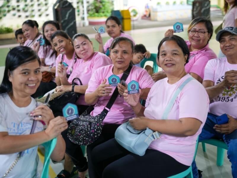 Parents of elementary students also took part in the learning session, exhibiting their commitment and partnership with the school in protecting their children’s welfare online./ Photo from Converge
