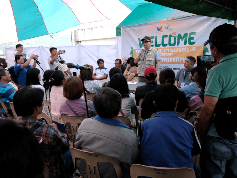 Agriculture Secretary Francis Tiu Laurel meets with vegetable farmers, truckers, and local officials from Benguet, Ifugao, and Mountain Province to address surging fuel prices. | Photo from the DA