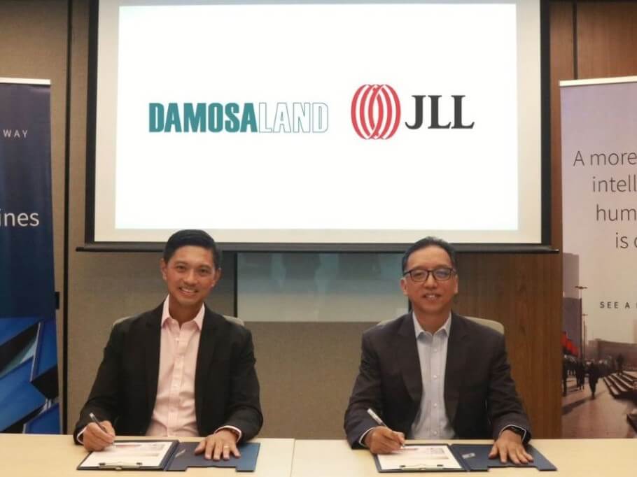 Ricardo F. Lagdameo, president of Damosa Land Inc., and Joey Randovan, country head of JLL Philippines, sign a landmark agreement marking a new chapter of collaboration and growth. | Contributed photo