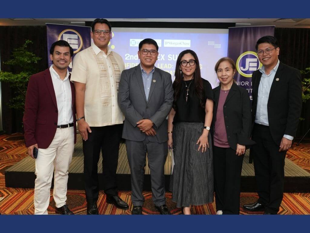 From left: Subcom chair, JFINEX Summit, Darwin Saribay; FINEX president and CEO of DES Financing Corp. Carlo Enrico Lazatin; FINEX Foundation chair and chief financial officer of PHINMA Edmund Alan Qua Hiansen; Overall chair of the Junior FINEX Committee and Finance director of Watsons Philippines Joweehlyn Liao, FINEX Foundation, liaison trustee Edith Dychiao, and senior managing director of FTI Consulting Philippines and JFINEX Sub-Com chair, ICFC, John Balce &nbsp;| Contributed photo