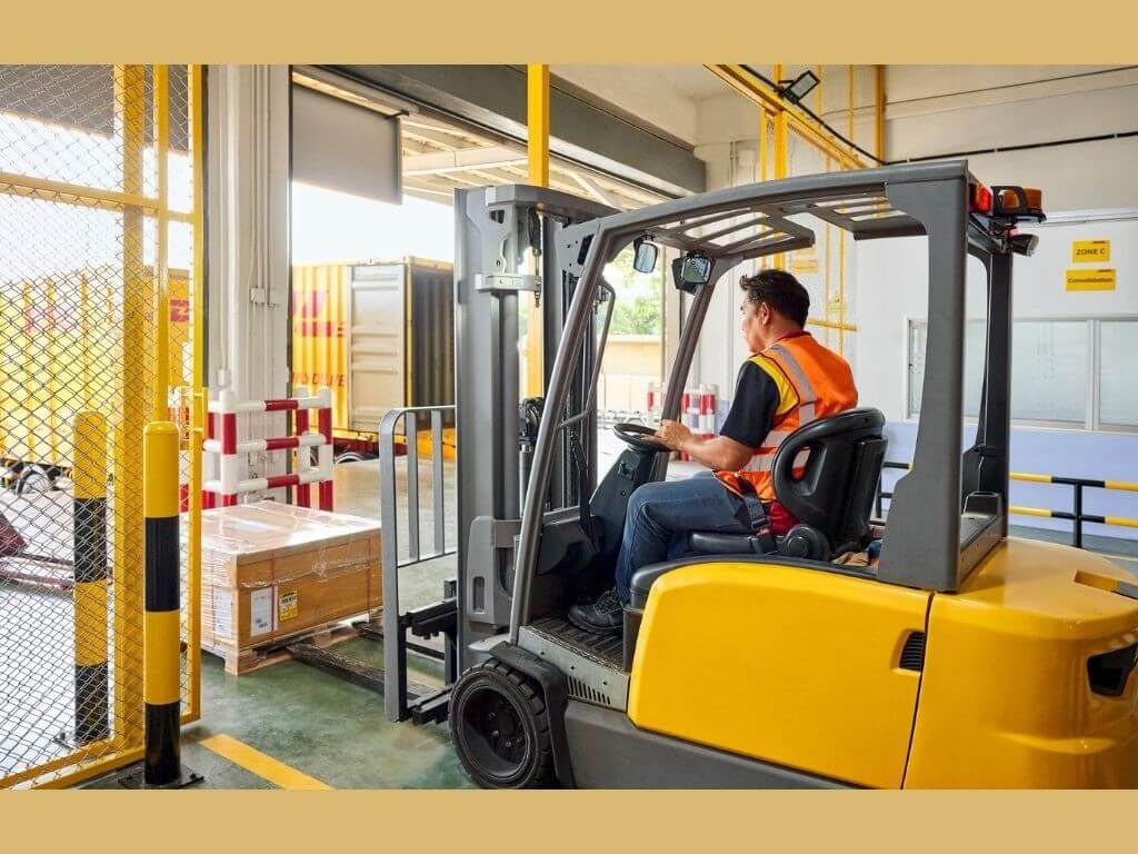 Heavy Weight Express is designed to meet the needs of industries where shipment reliability and timing are critical business drivers. The service integrates fast, time-definite delivery with full end-to-end control, proactive monitoring, and transparent all-in pricing that eliminates the rate volatility and cost uncertainties associated with other areas of freight. | Contributed photo