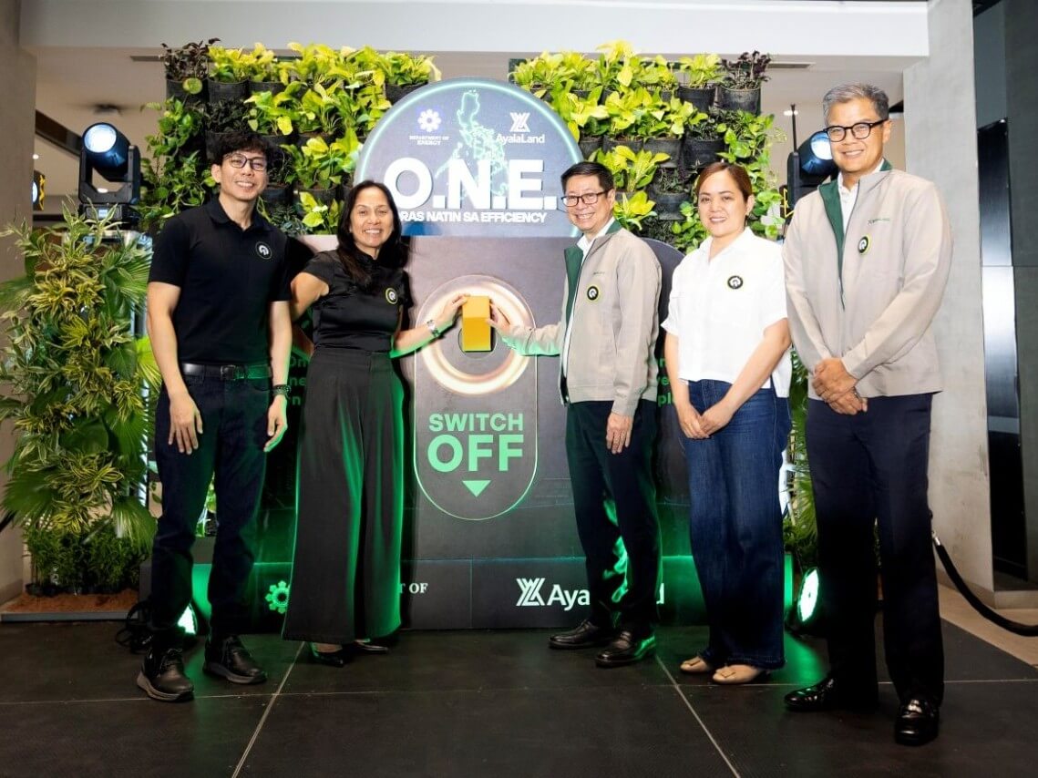 Energy Utilization Management Bureau Director Patrick T. Aquino; Energy Secretary Sharon S. Garin; Taguig City 2nd District Councilor Alvinleen &ldquo;Ivie&rdquo; Dizon,; &nbsp;Ayala Land chief sustainability officer Robert S. Lao; FBDC chief operating officer Enrique B. Manuel Jr. leading the O.N.E. (Oras Natin saEfficiency) Campaign initiative. |Contributed photo