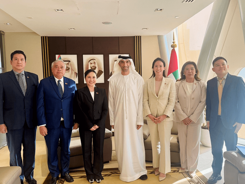 Acting Trade and Industry Secretary Cristina A. Roque, UAE Minister of State for Foreign Trade Thani bin Ahmed Al Zeyoudi, and members of the Philippine mission/ Contributed photo 