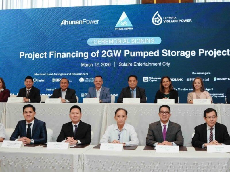 BPI Wealth Senior Vice President Yvette De Peralta, LandBank Senior Vice President Gonzalo Bongolan, UnionBank Senior Vice President Odette Sumpaico, PNB Capital Senior Vice President Jose Eduardo de Rivera, BPI Capital President Lester Ong, BDO Capital President Eduardo Francisco, FMIC President Anthony Ocampo Jr., SB Capital President and CEO Virgilio Chua, Chinabank Capital Managing Director Juan Paolo Colet, and BDO Trust Senior Vice President Manuel Malabanan. (L-R second row) LandBank Executive Vice President Charlotte Conde, UnionBank Executive Vice President Mimi Concha, PNB Executive Vice President Roberto Abastillas, BDO Unibank Executive Vice President Charles Rodriguez, Prime Infra President and CEO Guillaume Lucci, Prime Infra Chief Financial Officer Sandy Alipio, BPI Senior Vice President Barbara Untalan, Metrobank Executive Vice President Mylene Caparas, Security Bank Executive Vice President John Cary Ong, and Chinabank Executive Vice President Lilian Yu./Photo from Prime&nbsp;