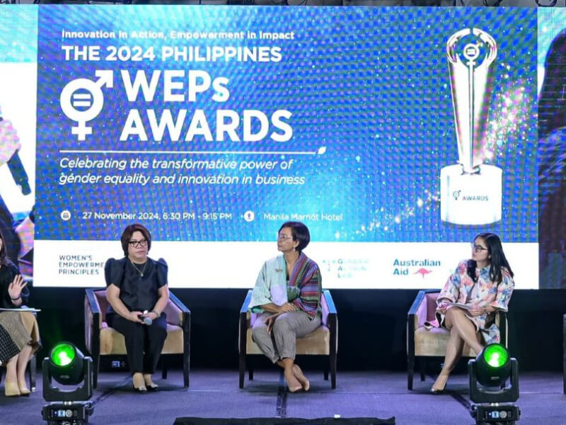 During the forum at the first-ever Asia-Pacific UN Women’s Empowerment Principles (WEPs) awards, (from left) Athena Denise Galao, country program coordinator of UN Women Philippines, led the discussion with the panel composed of Ahyee Campos, GoDigital Pilipinas and country head of Infosys BPM Philippines; Agnes Gervacio, Connected Women CEO;  Atty. Krystal Lyn Uy, NEDA Undersecretary, and Melissa Vergel de Dios, PLDT chief sustainability officer and advocate for Madiskarte Moms PH (MMPH)./ Contributed photo (Click the photo to view ​the entire image)