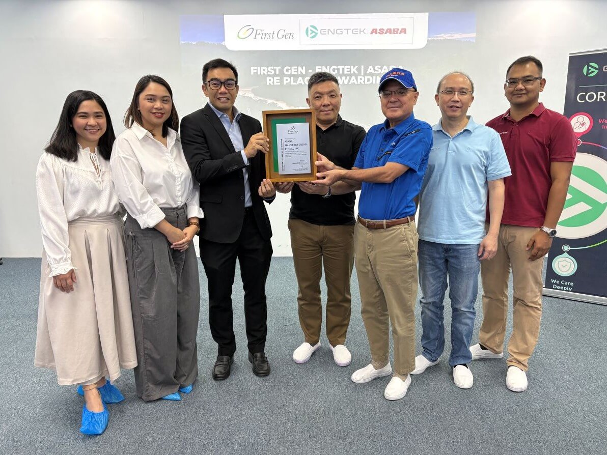 Present at the presentation of the Renewable Energy Plaque are (from left) customer progress partner Janin Aceveda, customer progress partner lead Maych Soriano, and chief customer engagement officer Carlo Vega all of First Gen, as well as Engtek Group deputy CEO TehYeong Siang, Asaba president Motohiro Asaba, Engtek Group chief corporate officer Ong FunAik, and Engtek Philippines facilities assistant manager Gilbert Lacatan./ Contributed photo