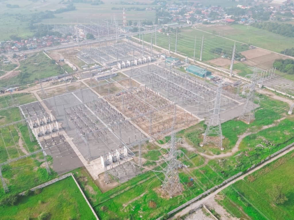 Aerial view of NGCP's newly completed 500-kilovolt Mariveles-Hermosa-San Jose transmission facility. CLICK ON PICTURE TO SEE FULL IMAGE. (Photo courtesy of NGCP) 