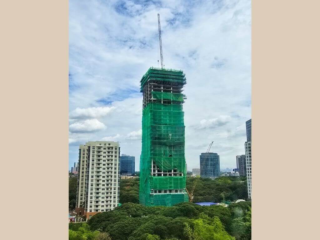 1001 Parkway Residences continues its steady ascent, now reaching its 38th floor. | Contributed photo