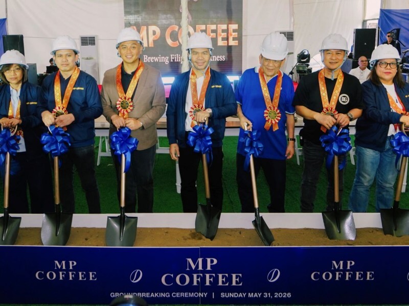 Former Sen. Manny Pacquiao (center) leads the groundbreaking ceremony for the MP Coffee Company flagship store at City di Mare in the South Road Properties (SRP). Joining him are Cebu City Vice Mayor Tomas Osme&ntilde;a (right) and Ako Bisaya Party-list Rep. Sonny Lagon, among others. | Contributed photo