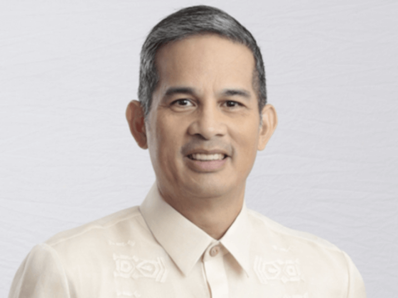 Al Panlilio Maya Bank chair 