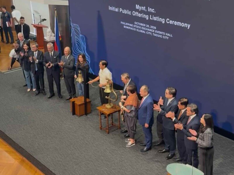 President Ferdinand Marcos Jr. and GCash president and CEO Martha Sazon lead the bell-ringing ceremony at the Philippine Stock Exchange, marking the fintech giant&rsquo;s record P61-billion IPO.Joining them on the GCash side are Mynt chair Ernest Cu, Ayala Corp. chair Jaime Augusto Zobel de Ayala, Ayala president and CEO Cezar Consing, GCash CFO Evelyn Ng and Ayala director Fernando Zobel de Ayala.On the other side are PSE chair Jose T. Pardo, director Vivian Yuchengco, president and CEO Ramon Monzon, Monetary Board member Romeo Bernardo, Finance Secretary Frederick Go, Securities and Exchange Commission chair Francis Ed Lim and PSE COO Roel Refran./Photo by Miguel R. Camus&nbsp;