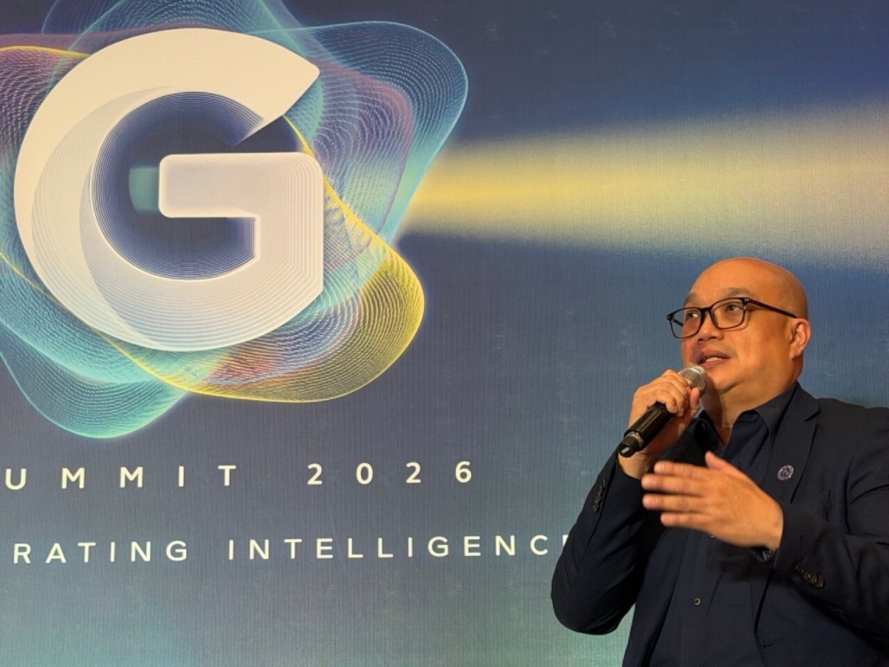 Globe Business vice president Glenn Estrella meets reporters during the Cebu-leg of G Summit, with the theme &ldquo;Orchestrating Intelligence,&rdquo; which highlighted the integration of AI, data, connectivity and other digital technologies to drive business growth and efficiency. | Photo by Connie Fernandez-Brojan