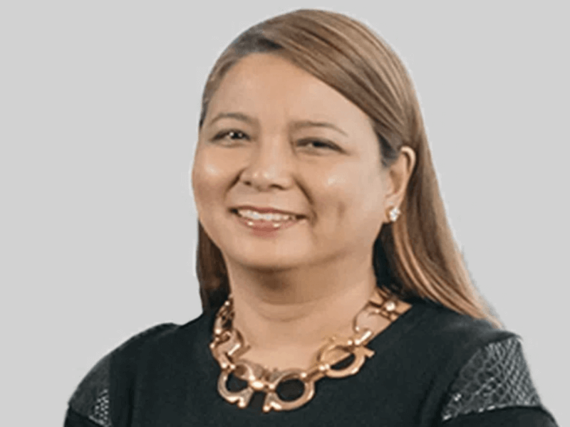 Rizza Maniego-EalaGlobe Telecom CFO 