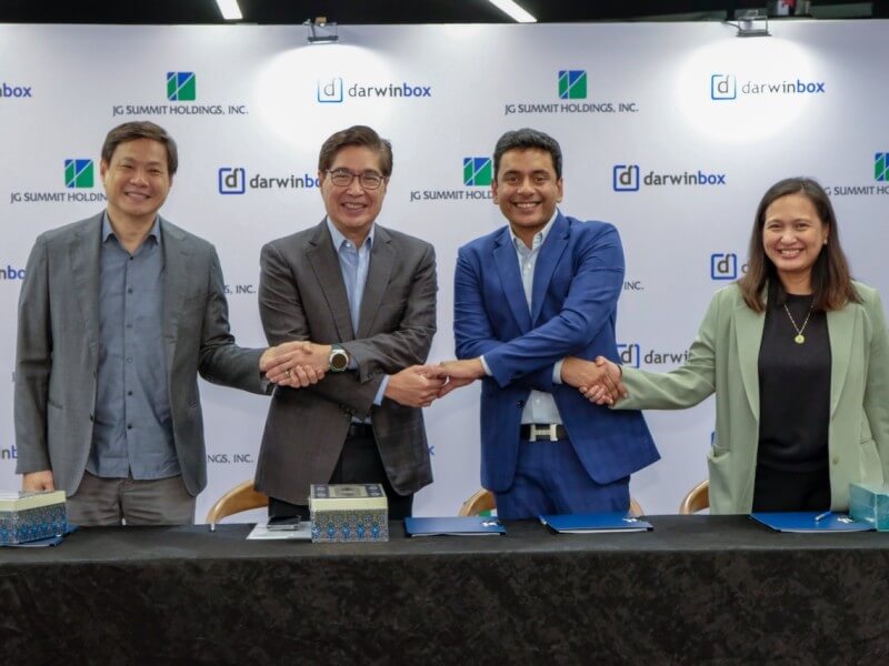 From left: JG Summit Holdings, Inc. Chief Human Resource Officer David Gulliver Go, JG Summit Holdings, Inc. President and CEO Lance Gokongwei, Darwinbox Co-founder Rohit Chennamaneni, and JG Summit Holdings, Inc. Chief Information Officer and Chief Digital Officer Ma. Cristina Alvarez