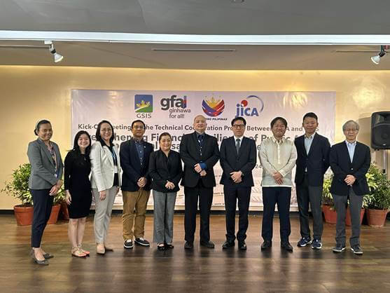 The GSIS-JICA TCP kick-off meeting. In the photo are Amor Rollyn Dais, Asset Registry Division, Bureau of the Treasury (BTR); Shannen Chua, BTR; Vice President Rosanna “Bo” Sanchez, Insurance Group, GSIS; OIC Dir John Adrian Narag, International Finance Policy Office, BTR; SVP  Valerie Marquez, Insurance Group, GSIS; AEVP Jason Teng, Core Business Sector, GSIS; Dir Takehiro Kido, JICA; Senior Rep Masanari Yanagiuchi, JICA Phil Ofc.; 2nd Secretary Kensuke SUGIMOTO, Japanese Embassy; and Takeshi Kuwabara, JICA Expert team. 