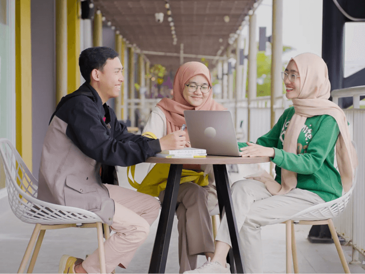 The AI-powered training will enable storeowners to optimize operations, improve inventory and financial management, and identify new growth avenues using AI-driven tools and insights./ Contributed photo