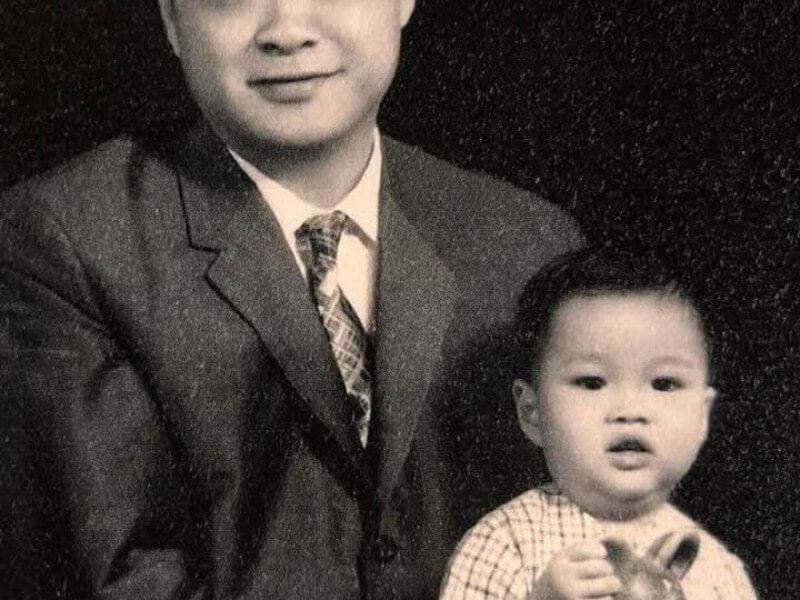 A young John Gokongwei Jr. (left) and his son Lance Gokongwei as a toddler. Lance marked his father&rsquo;s 100th birthday by recalling the humble beginnings and values that shaped the Gokongwei Group./Photo from Lance Gokongwei's ​Facebook page.&nbsp;