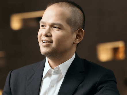 ​John Paul Ang SMC president, COO 