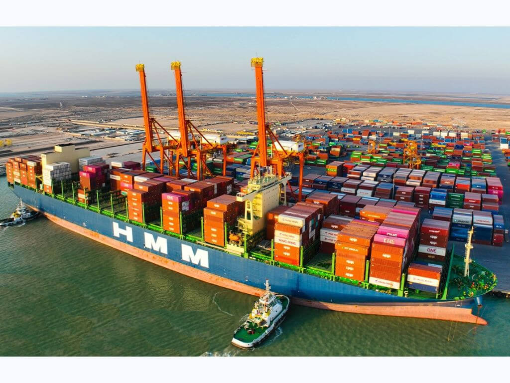 The HMM Daon has a capacity of 16,010 TEUs, a beam of 51 meters, a length overall of 365.16 meters, and a gross tonnage of 152,003. The vessel is part of the Premiere Alliance consortium by HMM, Yang Ming, and Ocean Network Express, which facilitates imports from China and the Far East./Contributed Photo