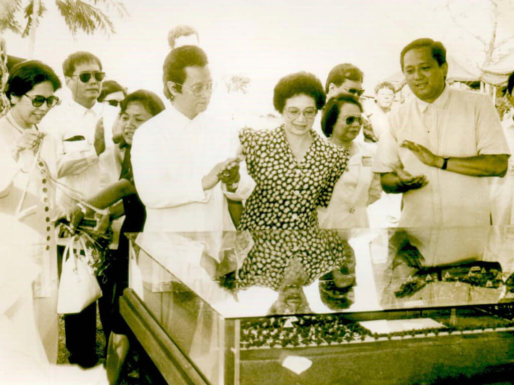 Groundbreaking of Xavier Estates CDO in 1989 with then President Corazon C. Aquino/contributed photo