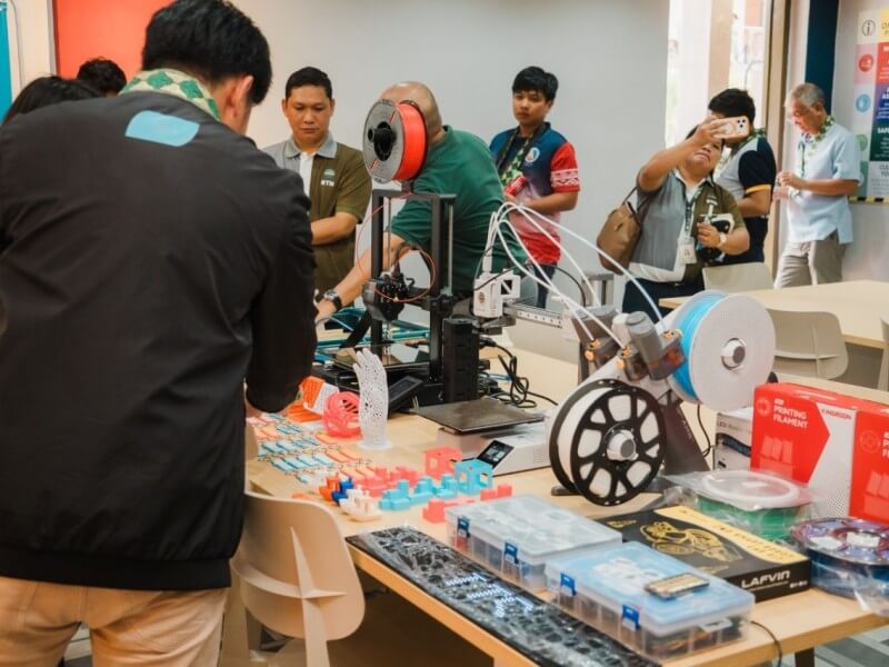 Through the RTN Foundation, Rio Tuba Nickel Mining Corp. established and supported the first robotics and automation skills development laboratory in the entire province of Palawan, located at Leonides S. Virata Memorial School in Barangay Rio Tuba, Bataraza. | Contributed photo