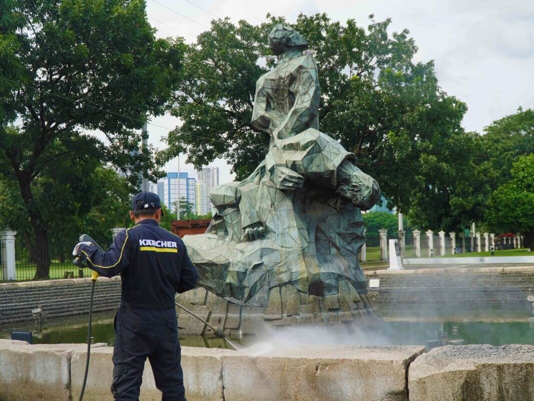 Kärcher, in collaboration with the National Museum of the Philippines, conducts conservation-safe cleaning of the Gomburza National Monument. | Contributed photo