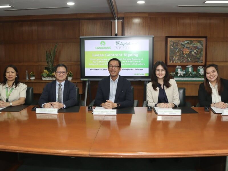 From Left: Landbank Facilities Management Department Assistant Manager Flordelyn A. Cerilla; Landbank Facilities Management Department Head & VP Alexander S. Lazaro; Ayala Land Offices (ALO) Senior Division Manager Michael Anthony D. Garcia; ALO Leasing Manager Etzel Austria H. Tandoc; and ALO Associate Ma. Rachella Benice V. Tagle./Photo from ​Ayala Land&nbsp;