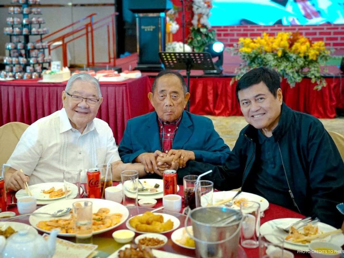 JDV is flanked by Sonny Belmonte and Manny Villar, all former House Speakers. | Source: Manny Villar on Facebook